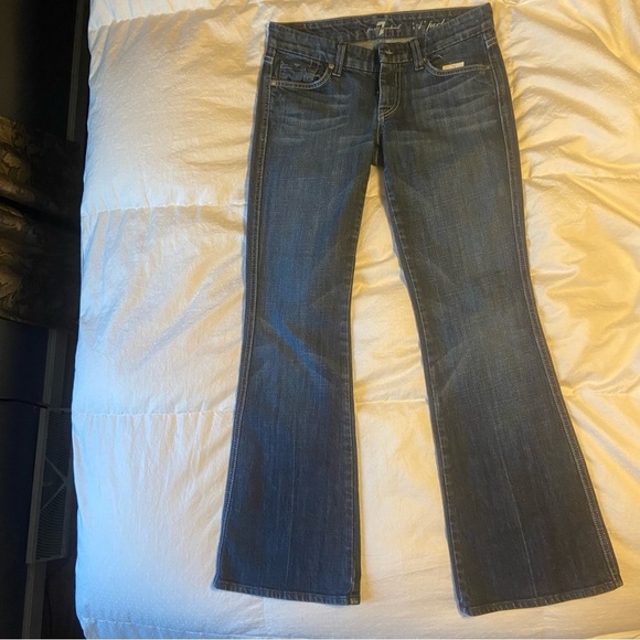 7 for all mankind, “A” pocket flare jeans size 26 - Picture 4 of 9
